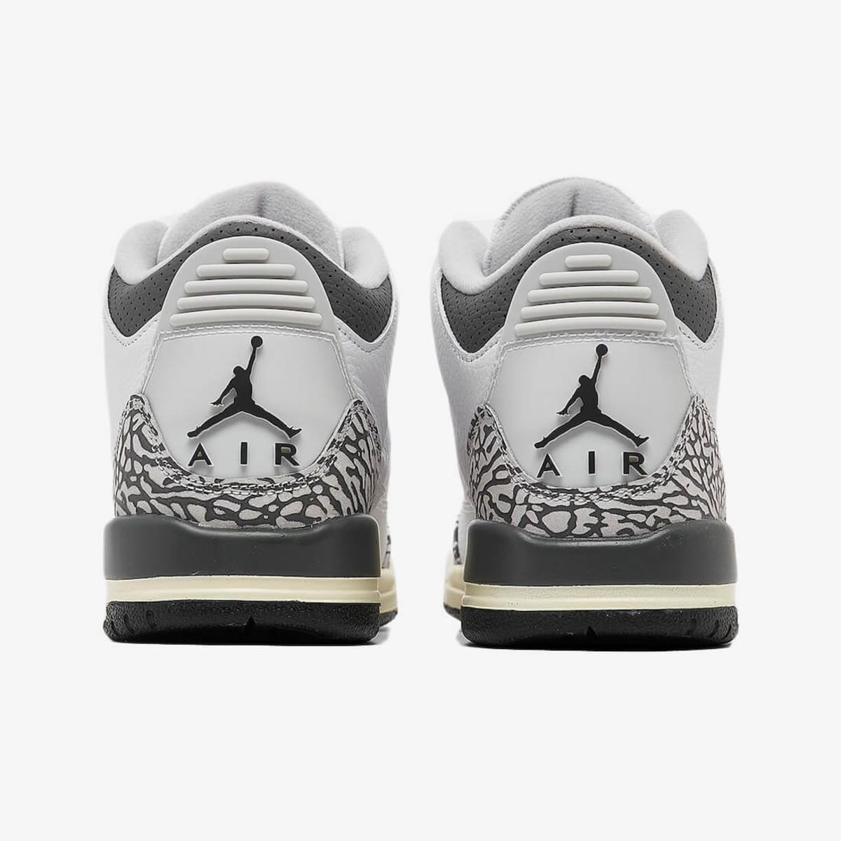 Air Jordan 3 Hide N Sneak para ni o Broken Chains